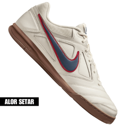 Nike Gato